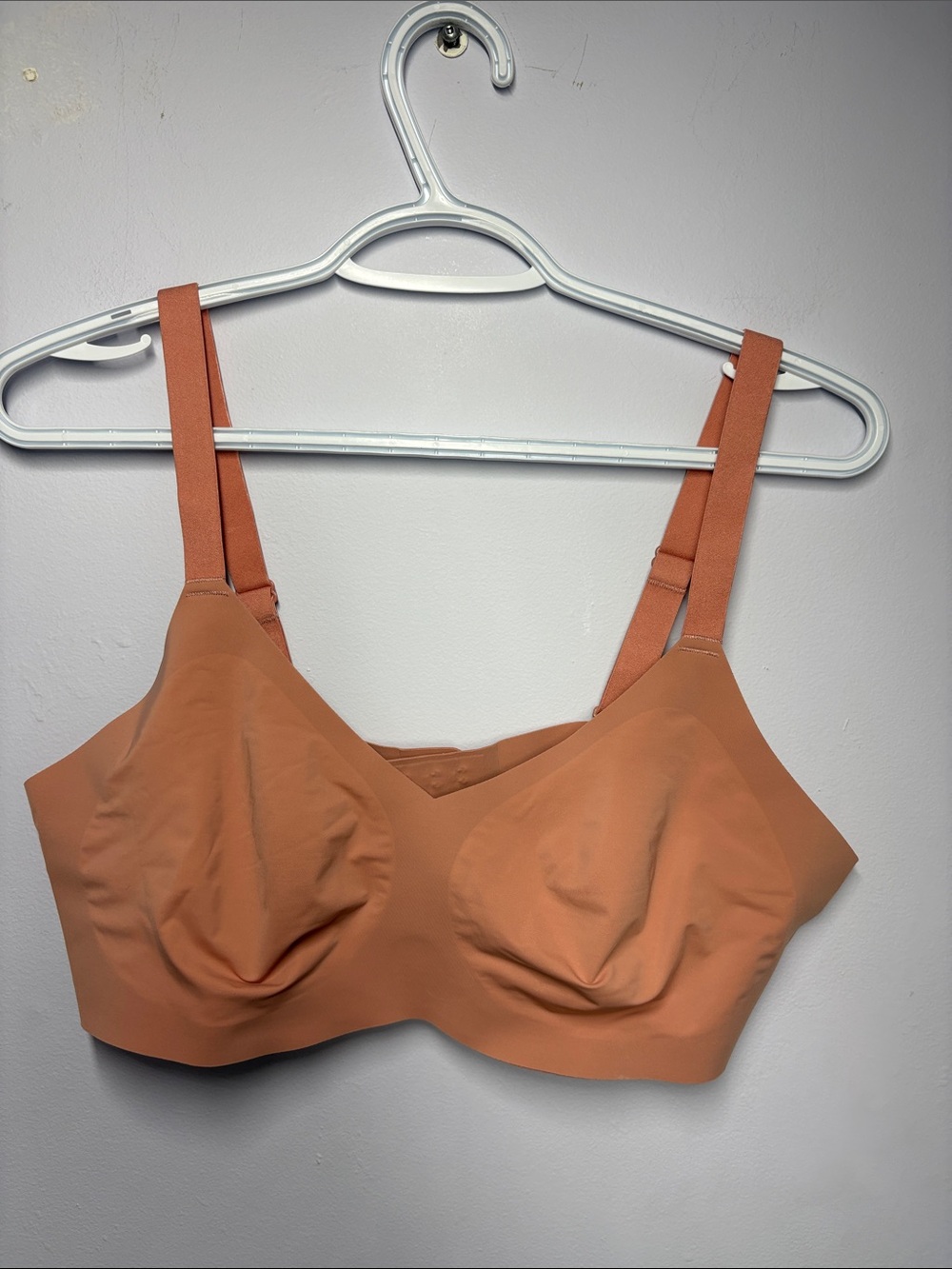 Knix  Stretch Comfort Wireless Bra in peach